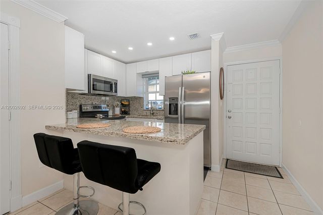 12025 SW 18th St 11-47, Miami, FL 33175