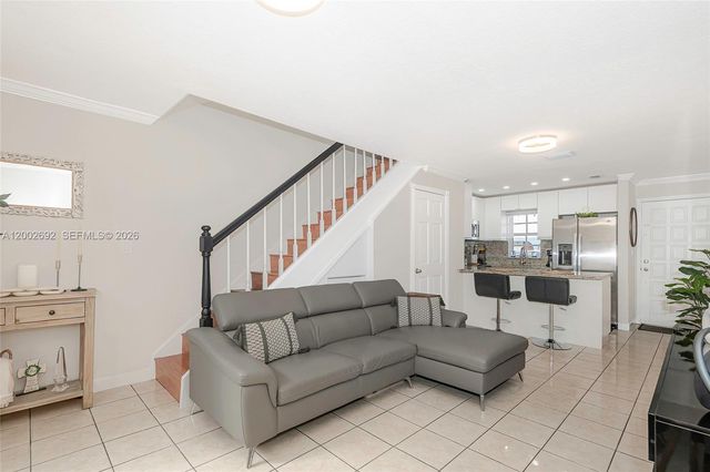 12025 SW 18th St 11-47, Miami, FL 33175