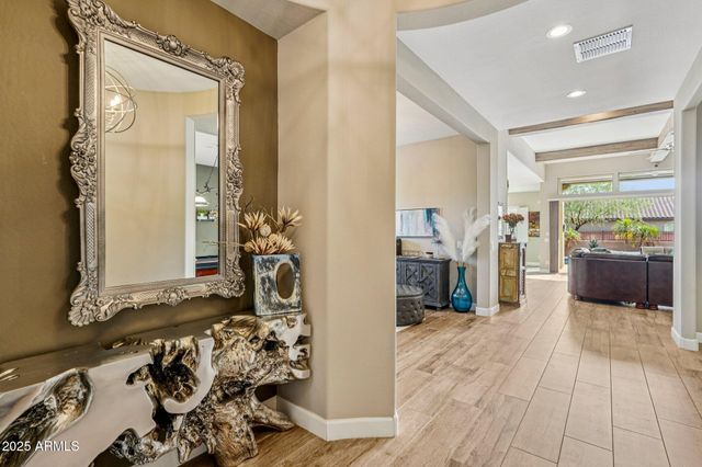 27927 N 92ND Drive, Peoria, AZ 85383