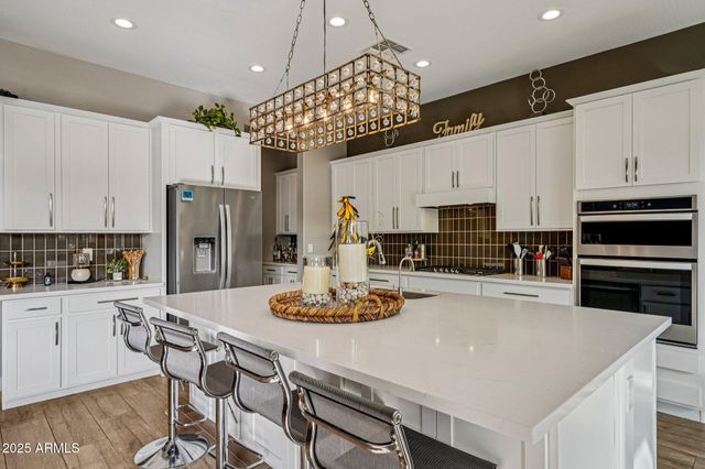 27927 N 92ND Drive, Peoria, AZ 85383