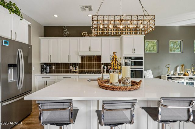 27927 N 92ND Drive, Peoria, AZ 85383