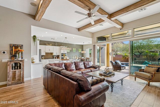 27927 N 92ND Drive, Peoria, AZ 85383