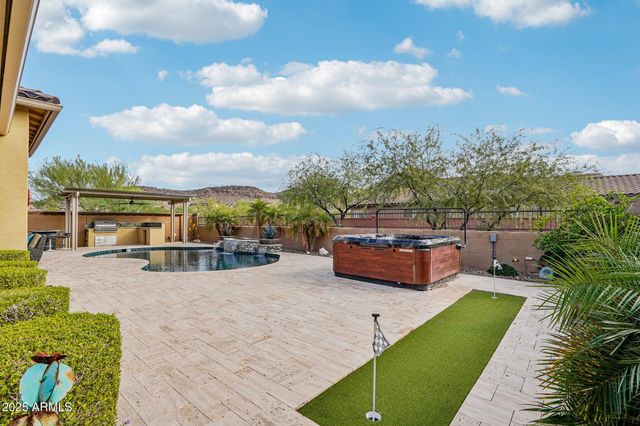 27927 N 92ND Drive, Peoria, AZ 85383