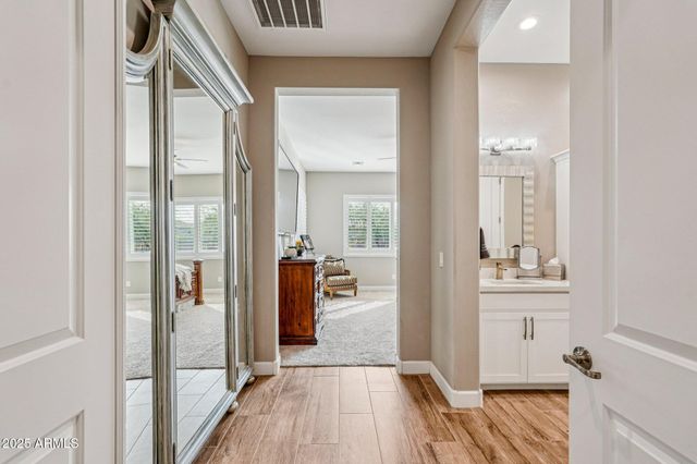 27927 N 92ND Drive, Peoria, AZ 85383