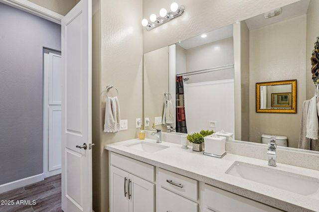 27927 N 92ND Drive, Peoria, AZ 85383