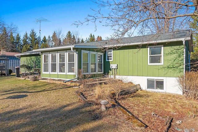 N5895 24TH LANE, Wild Rose, WI 54984