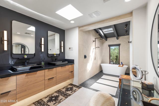 1018 N BOULDER Drive, Carefree, AZ 85377