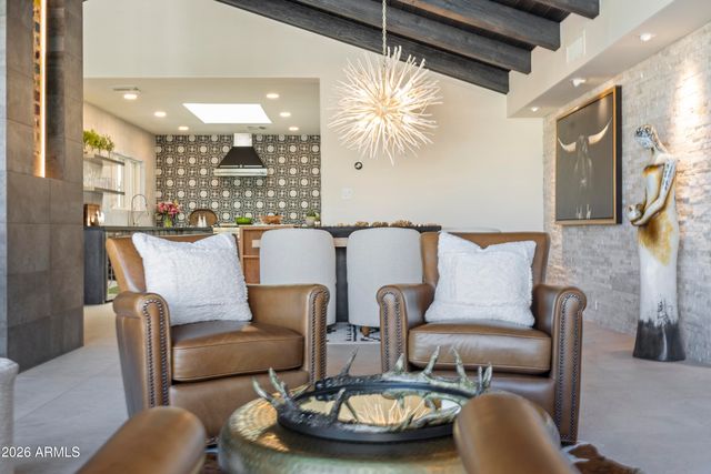 1018 N BOULDER Drive, Carefree, AZ 85377