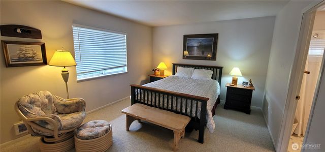 32805 G Street, Ocean Park, WA 98640