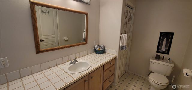 32805 G Street, Ocean Park, WA 98640