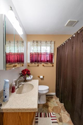 1018 28th STREET S, La Crosse, WI 54601