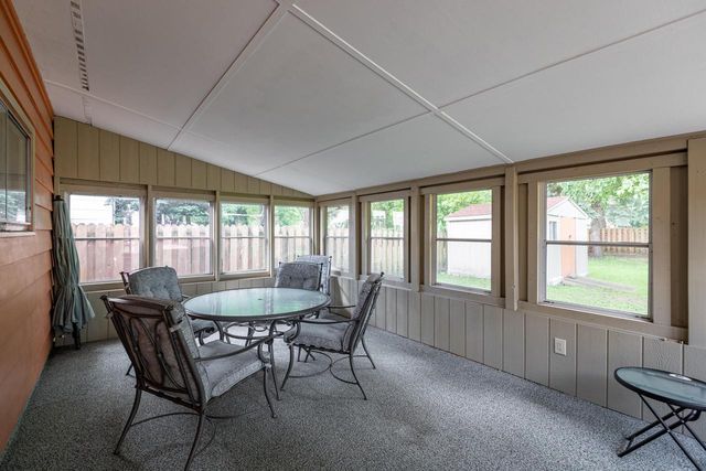 1018 28th STREET S, La Crosse, WI 54601