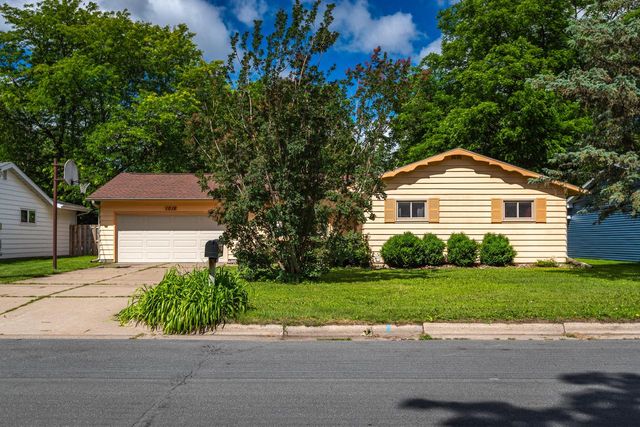 1018 28th STREET S, La Crosse, WI 54601