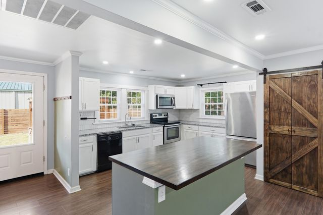201 Heatley Street, Moncks Corner, SC 29461