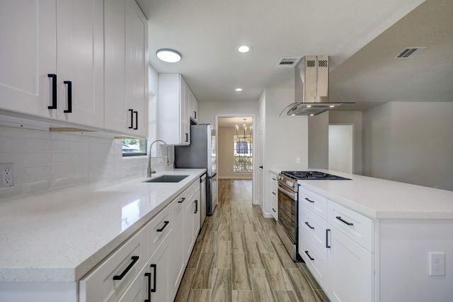 9723 Galston Lane, Spring, TX 77379