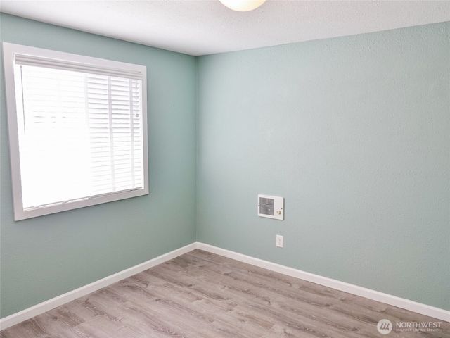 137 S Razor Clam Drive SW, Ocean Shores, WA 98569