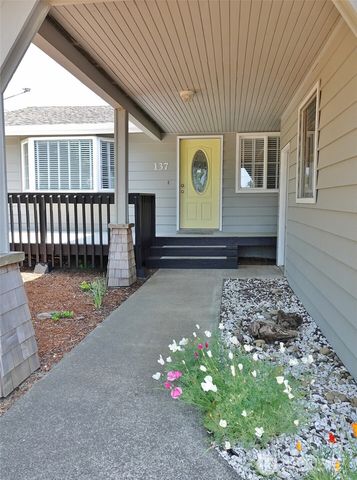 137 S Razor Clam Drive SW, Ocean Shores, WA 98569
