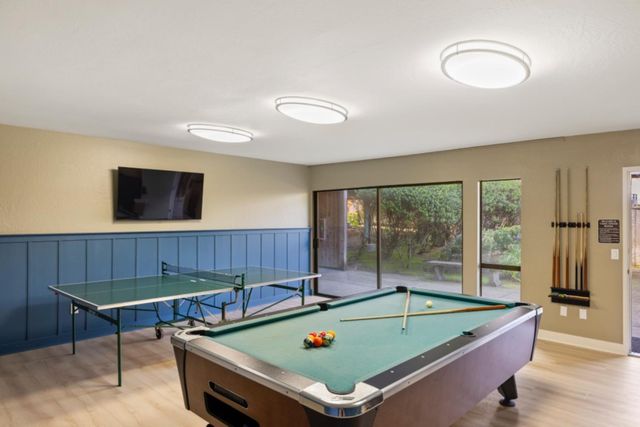 1 Surf Way 216, Monterey, CA 93940