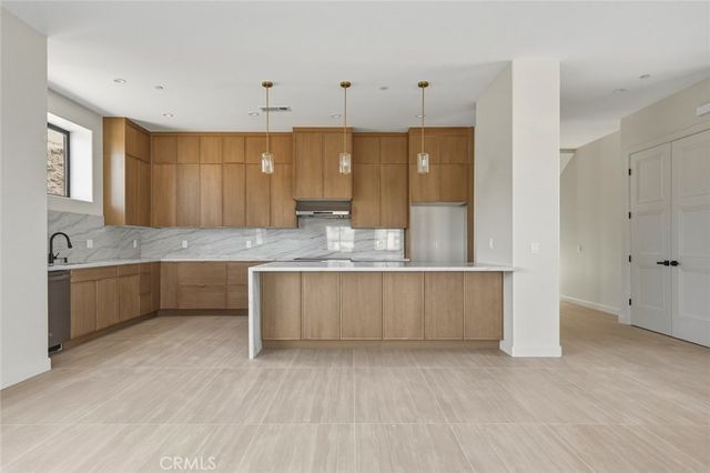 16515 Canyon Ridge, Riverside, CA 92503