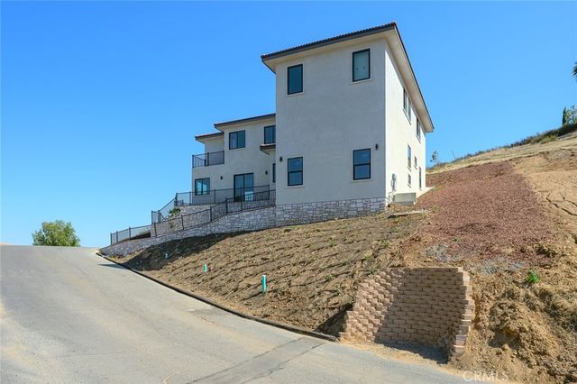 16515 Canyon Ridge, Riverside, CA 92503