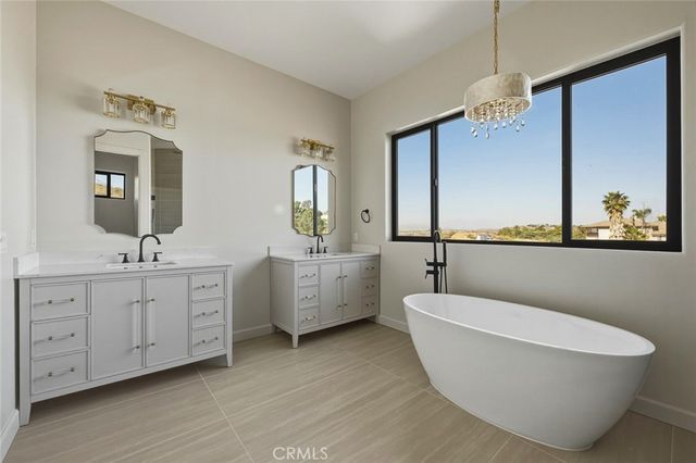 16515 Canyon Ridge, Riverside, CA 92503