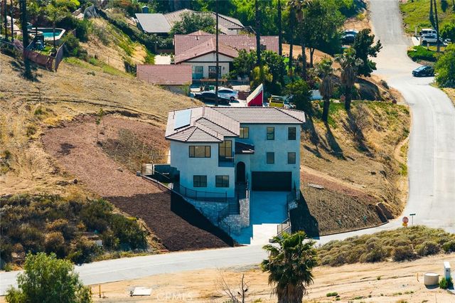 16515 Canyon Ridge, Riverside, CA 92503