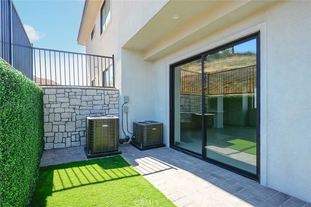 16515 Canyon Ridge, Riverside, CA 92503
