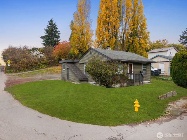 702 S Director Street, Seattle, WA 98108