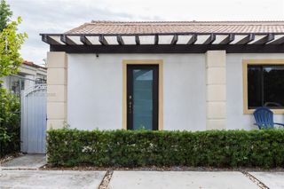 4538 SW 1st St 2, Miami, FL 33134