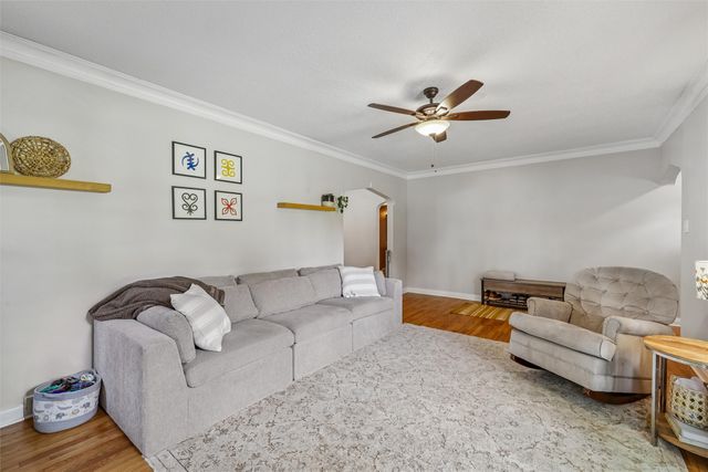 2209 34th Street, Des Moines, IA 50310