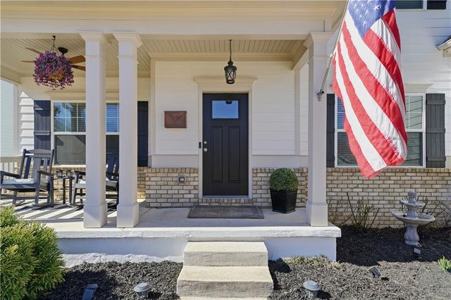 705 Owens Circle, Canton, GA 30115