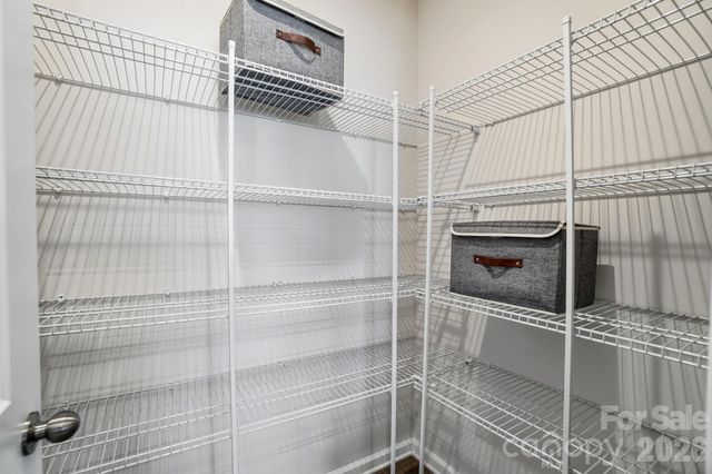 6110 Vasey Street, Charlotte, NC 28269