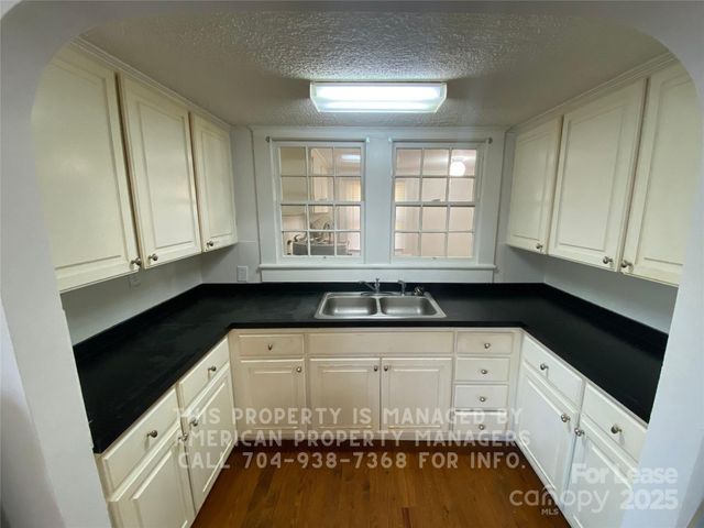 605 E 10th Street, Kannapolis, NC 28083