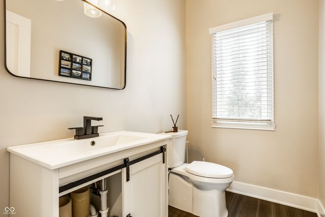 12886 West Road, Zionsville, IN 46077
