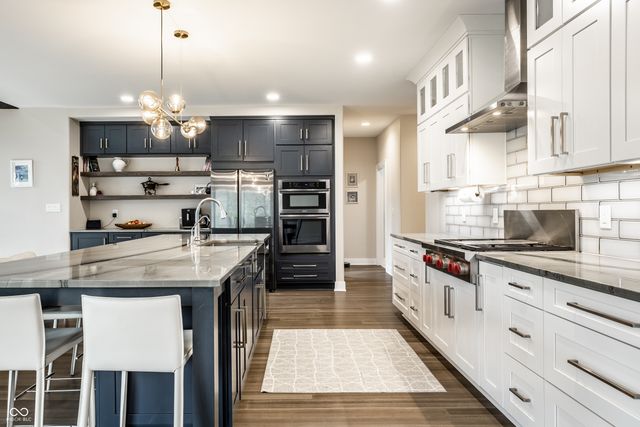 12886 West Road, Zionsville, IN 46077