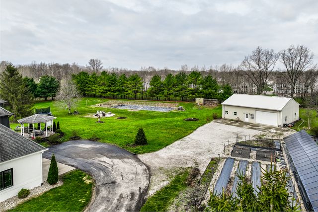 12886 West Road, Zionsville, IN 46077