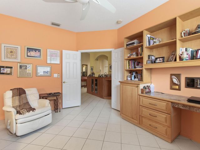 9624 Crescent View Drive N, Boynton Beach, FL 33437