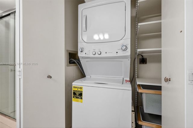 3610 Yacht Club Dr 414, Aventura, FL 33180