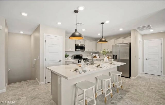 4258 Vivenda Street 1, Las Vegas, NV 89115