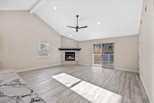 3111 Holley Point Road, Navarre, FL 32566