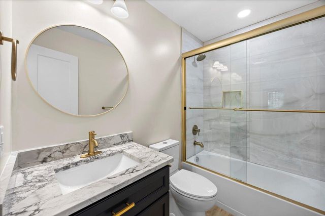 3111 Holley Point Road, Navarre, FL 32566