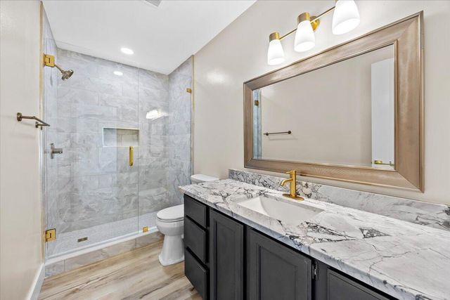 3111 Holley Point Road, Navarre, FL 32566