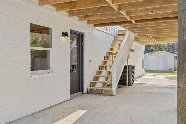 3111 Holley Point Road, Navarre, FL 32566