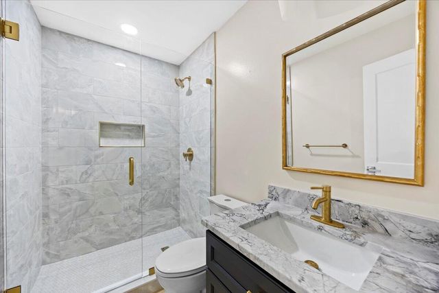 3111 Holley Point Road, Navarre, FL 32566