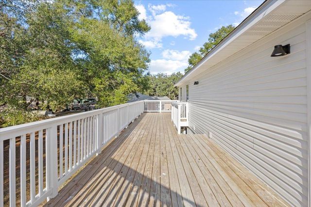 3111 Holley Point Road, Navarre, FL 32566