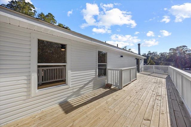 3111 Holley Point Road, Navarre, FL 32566