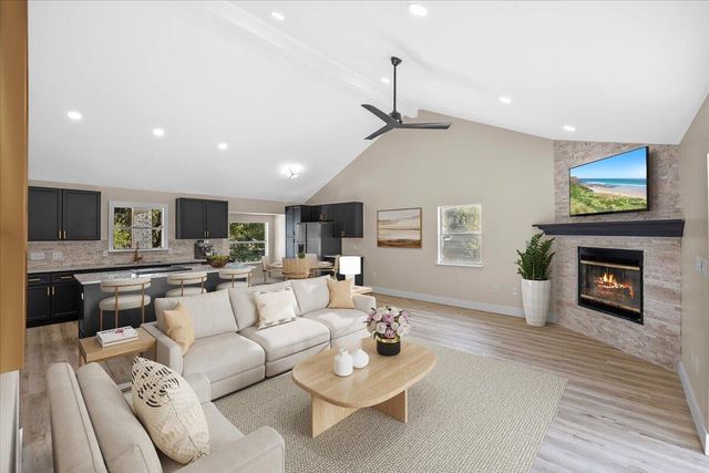 3111 Holley Point Road, Navarre, FL 32566