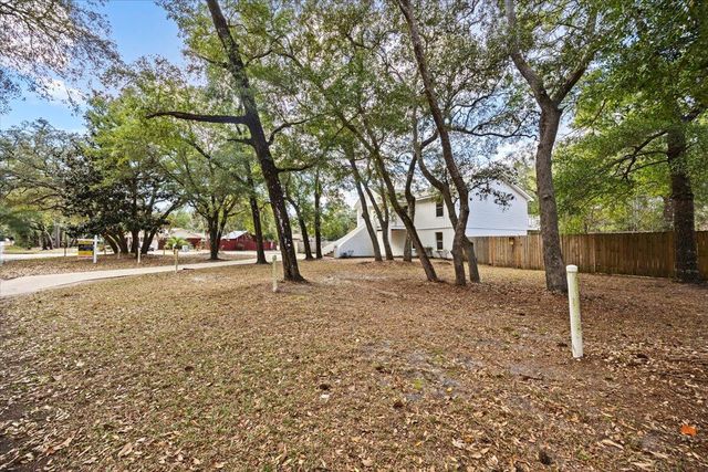 3111 Holley Point Road, Navarre, FL 32566