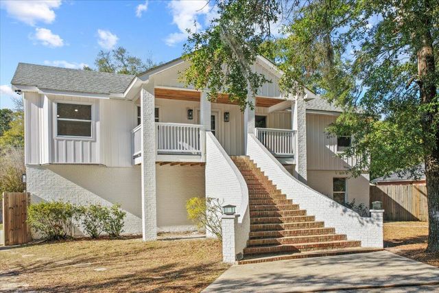 3111 Holley Point Road, Navarre, FL 32566