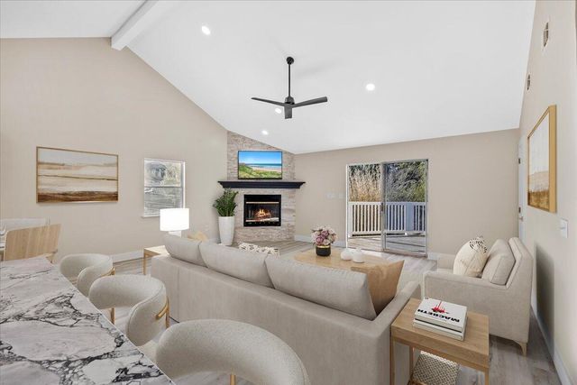 3111 Holley Point Road, Navarre, FL 32566